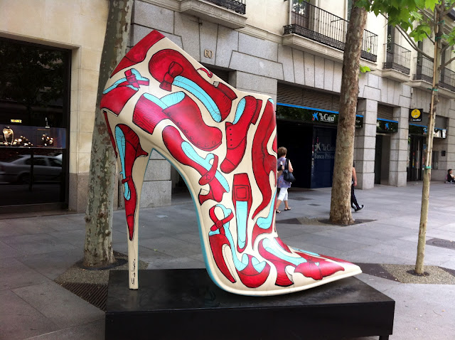 shoes-street-art-blog-da-lari-exposiçao-lari-duarte-art-arte-madrid
