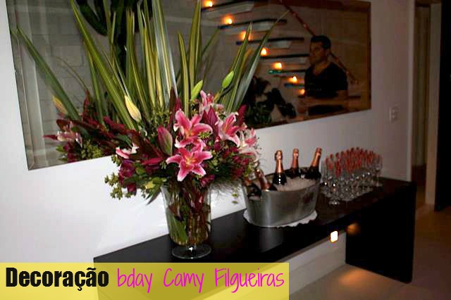decor-decoração-vermelha-all-red-flores-festa-bday-Ateliê-Camy-Filgueiras-Blog-da-Lari-Duarte-.com