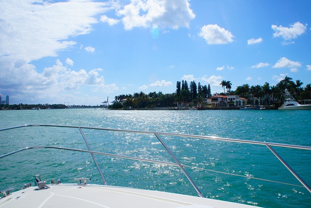 Lari-Duarte-.com-Miami-onde-alugar-barco-rent-boat-tips-4.jpg