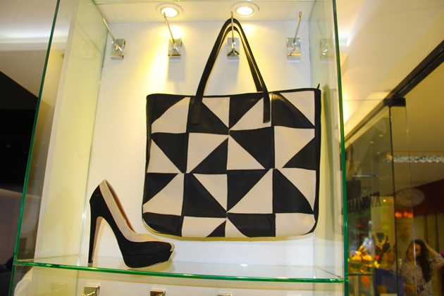 Dani-Villanova-Store-shoes-sapatos-online-Lari-Duarte-blog-site-lançamento-inauguração-onde-comprar-20