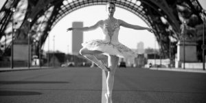 Ballet nas ruas de Paris